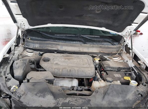 1C4PJLLB3KD132627 2019 JEEP CHEROKEE White Widok z tyłu