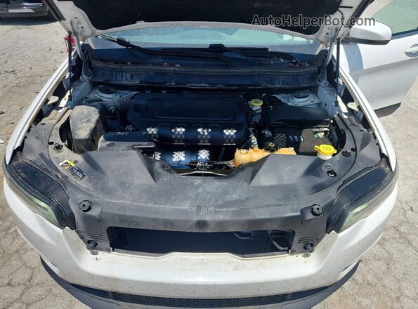 1C4PJLLB3LD610241 2020 JEEP CHEROKEE White Engine compartment view