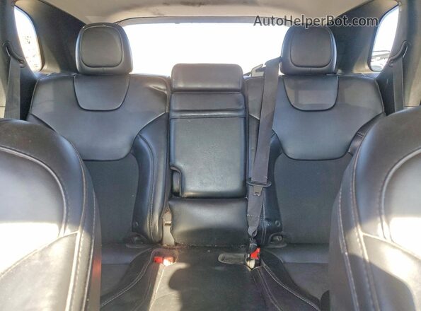 1C4PJLLB5KD262604 2019 JEEP CHEROKEE Серебряный Вид задних сидений