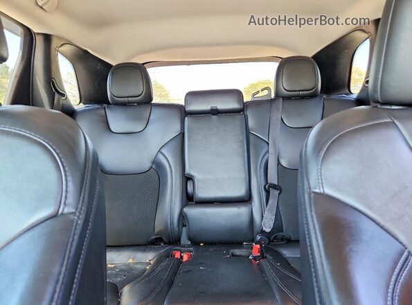 1C4PJLLB5LD535901 2020 JEEP CHEROKEE Red Հետևի նստատեղերի տեսք