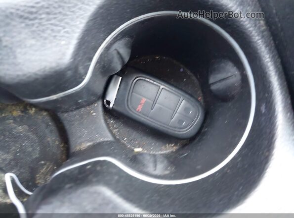 1C4PJLLB6KD202265 2019 JEEP CHEROKEE White Dashboard view
