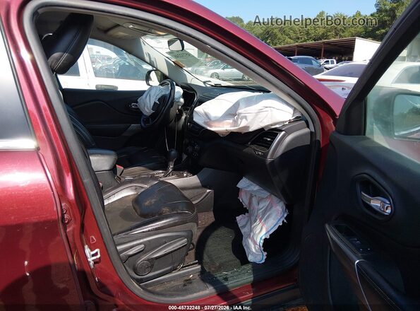 1C4PJLLB6KD220474 2019 JEEP CHEROKEE Burgundy Front interior view