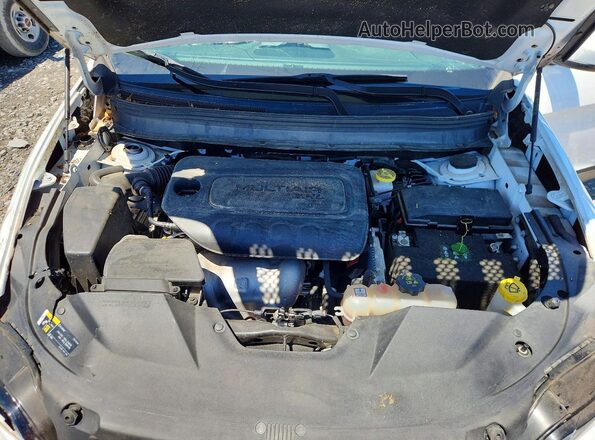 1C4PJLLB6KD411778 2019 JEEP CHEROKEE White Engine compartment view