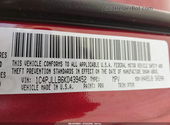 1C4PJLLB6KD439452 2019 JEEP CHEROKEE Red Вид підкапотного простору