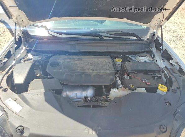 1C4PJLLB6LD561066 2020 JEEP CHEROKEE White ძრავის განყოფილების ხედი
