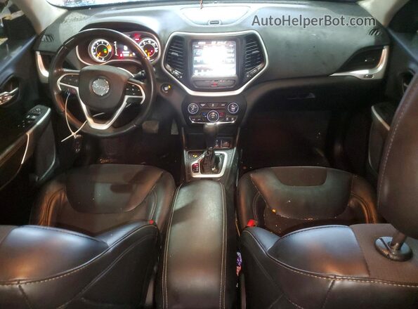 1C4PJLLB8JD621880 2018 JEEP CHEROKEE Красный Вид панели приборов