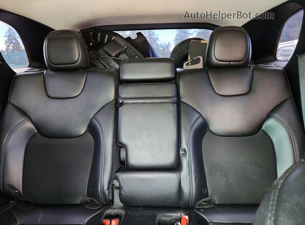 1C4PJLLB8KD392926 2019 JEEP CHEROKEE Silver Հետևի նստատեղերի տեսք