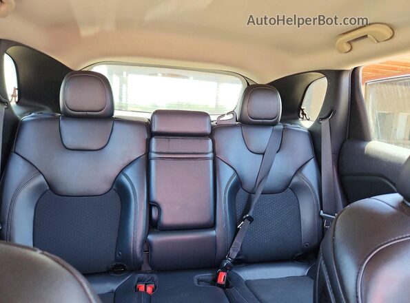 1C4PJLLBXKD377036 2019 JEEP CHEROKEE Красный Вид задних сидений