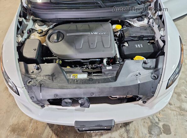 1C4PJLLX0JD531764 2018 JEEP CHEROKEE Белый Вид подкапотного пространства