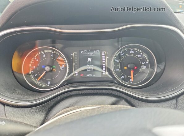 1C4PJLLX2KD206695 2019 JEEP CHEROKEE Белый Вид щитка приборов