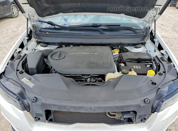 1C4PJLMX5ND519694 2022 JEEP CHEROKEE White Engine compartment view