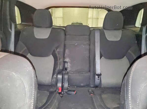 1C4PJMAB2GW240404 2016 JEEP CHEROKEE White Rear seats view