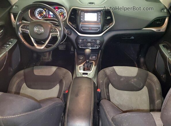 1C4PJMAB2GW240404 2016 JEEP CHEROKEE White Dashboard view