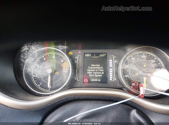 1C4PJMAB2HW562137 2017 JEEP CHEROKEE Gray Հետևի նստատեղերի տեսք