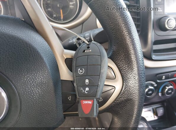 1C4PJMAB2HW562137 2017 JEEP CHEROKEE Gray Առջևի վահանակի տեսք