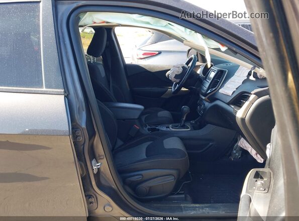 1C4PJMAB4HW591106 2017 JEEP CHEROKEE Black Вид салону спереду