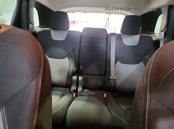 1C4PJMAB6HW611629 2017 JEEP CHEROKEE Black Rear seats view