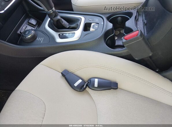 1C4PJMABXHW664205 2017 JEEP CHEROKEE Black Widok deski rozdzielczej