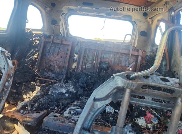 1C4PJMAS0HW509369 2017 JEEP CHEROKEE Burn Vista de los asientos traseros