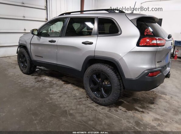 1C4PJMAS0HW664794 2017 JEEP CHEROKEE Серебряный Задняя левая четверть