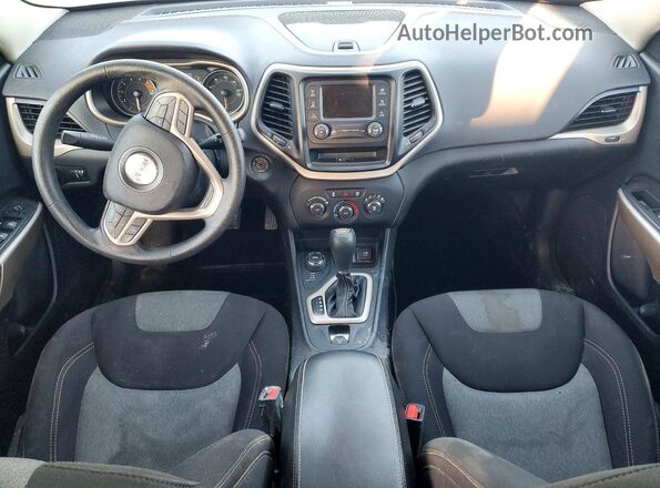 1C4PJMAS5HD218152 2017 JEEP CHEROKEE Черный Вид панели приборов