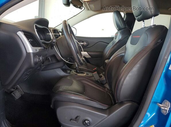 1C4PJMBB2JD579617 2018 JEEP CHEROKEE Blue Սալոնի դիմացի տեսք