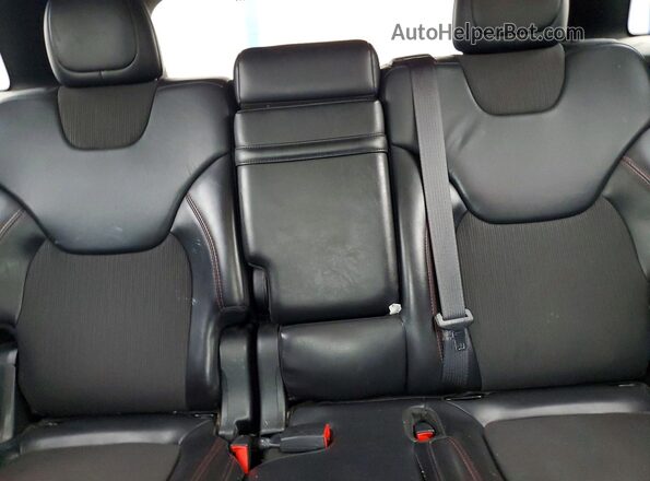 1C4PJMBB4JD559448 2018 JEEP CHEROKEE Silver Rear seats view
