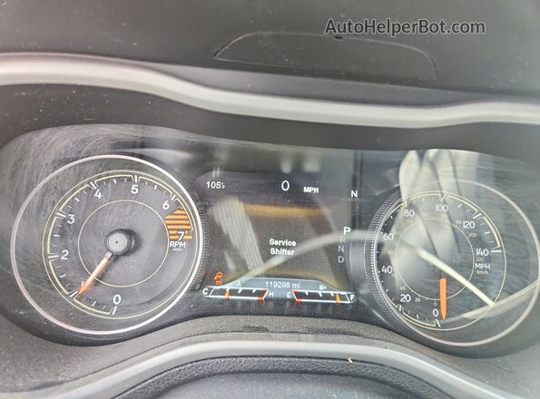 1C4PJMBB6HW536509 2017 JEEP CHEROKEE White Вид щитка приладів