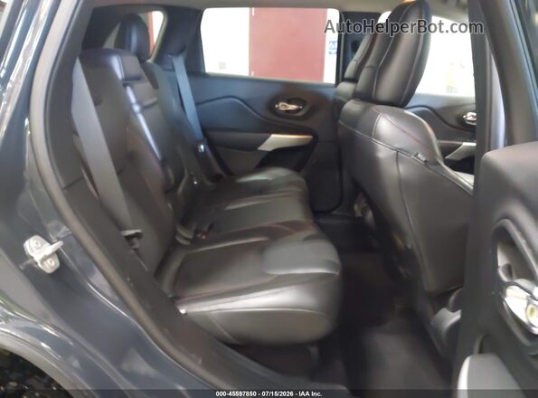 1C4PJMBB7JD580181 2018 JEEP CHEROKEE Gray Вид наклейки з VIN-кодом