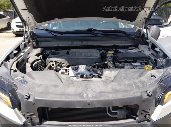 1C4PJMBN2KD148884 2019 JEEP CHEROKEE Белый Вид сзади
