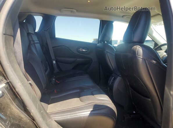 1C4PJMBN4KD283851 2019 JEEP CHEROKEE Black Rear interior view