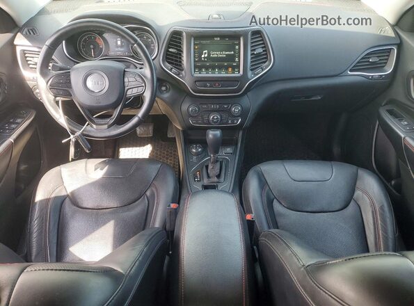 1C4PJMBN6KD168104 2019 JEEP CHEROKEE Green Вид панелі приладів