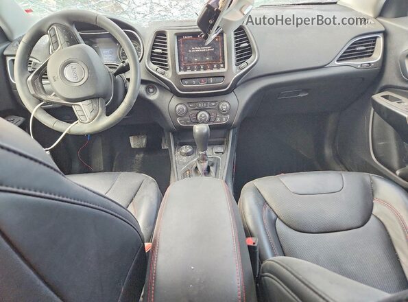 1C4PJMBN9PD111922 2023 JEEP CHEROKEE White Dashboard view