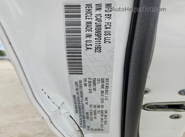 1C4PJMBN9PD111922 2023 JEEP CHEROKEE White 360 interior view