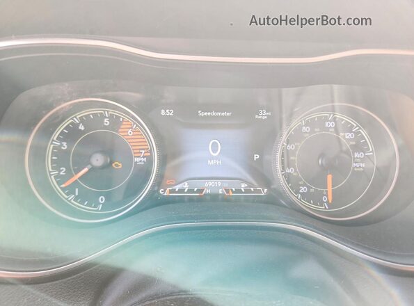 1C4PJMBNXKD182748 2019 JEEP CHEROKEE White Սարքավորումների վահանակի տեսք