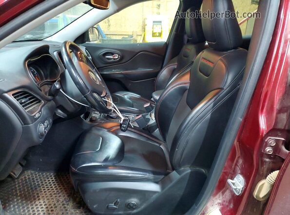1C4PJMBNXLD546488 2020 JEEP CHEROKEE Maroon Vista interior delantera