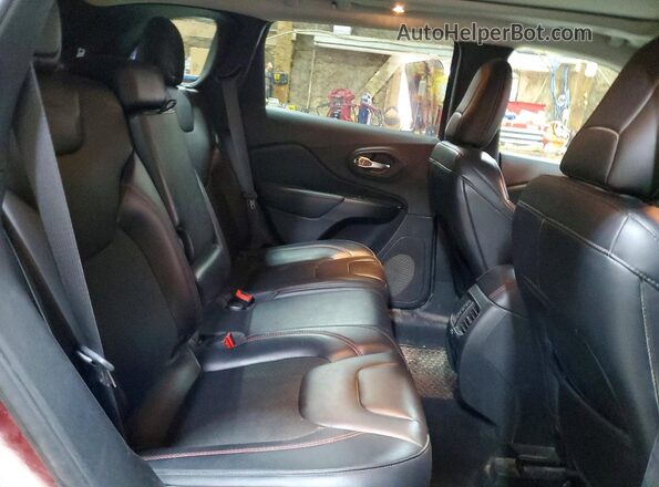 1C4PJMBNXLD546488 2020 JEEP CHEROKEE Maroon Vista interior trasera