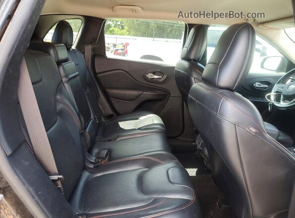 1C4PJMBS1GW255748 2016 JEEP CHEROKEE Black Вид задньої частини салону