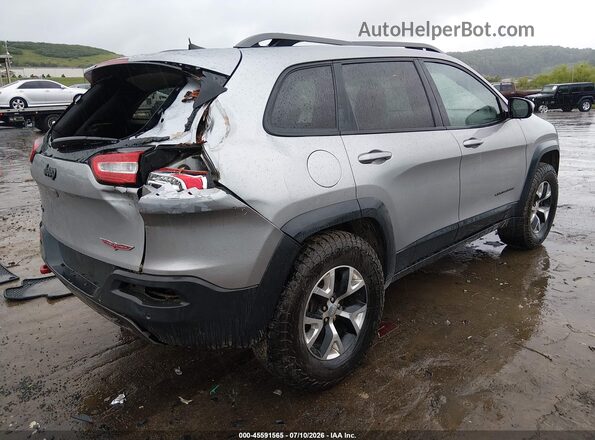 1C4PJMBS7GW283649 2016 JEEP CHEROKEE Серебряный Задняя правая четверть