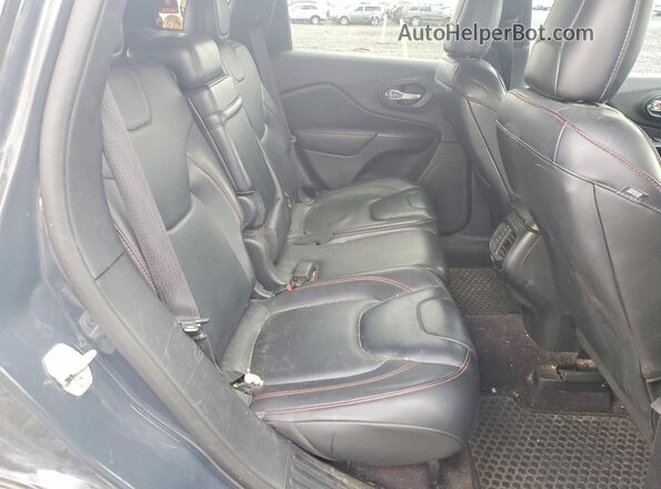 1C4PJMBS9GW224599 2016 JEEP CHEROKEE Charcoal Вид задньої частини салону