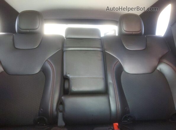 1C4PJMBX1KD343084 2019 JEEP CHEROKEE White Вид задніх сидінь