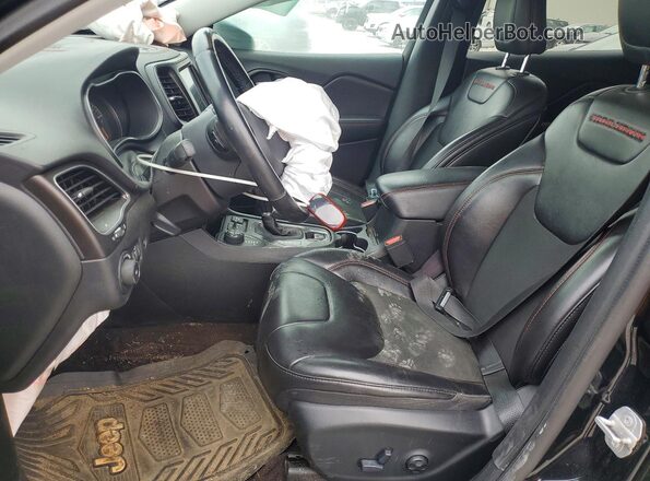 1C4PJMBX3KD199604 2019 JEEP CHEROKEE Black Вид салону спереду
