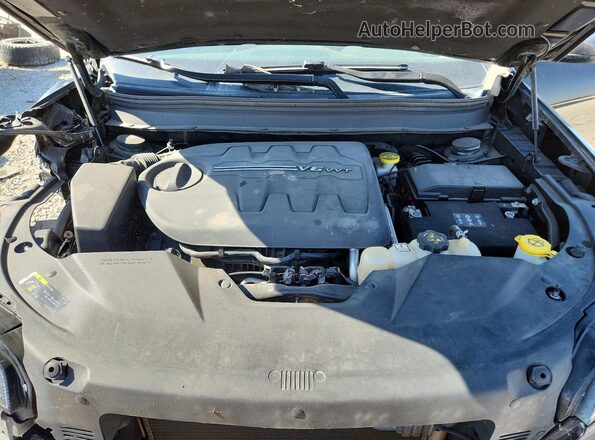 1C4PJMBX3LD554577 2020 JEEP CHEROKEE Black Widok wnętrza z tyłu