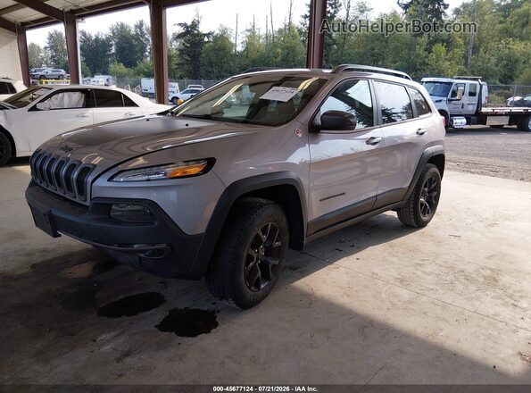 1C4PJMBX4JD507085 2018 JEEP CHEROKEE Blue Vista tres cuartos delantera izquierda