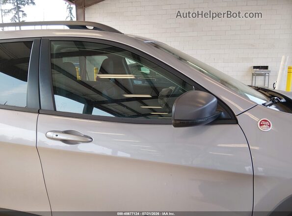 1C4PJMBX4JD507085 2018 JEEP CHEROKEE Blue Vista interior trasera