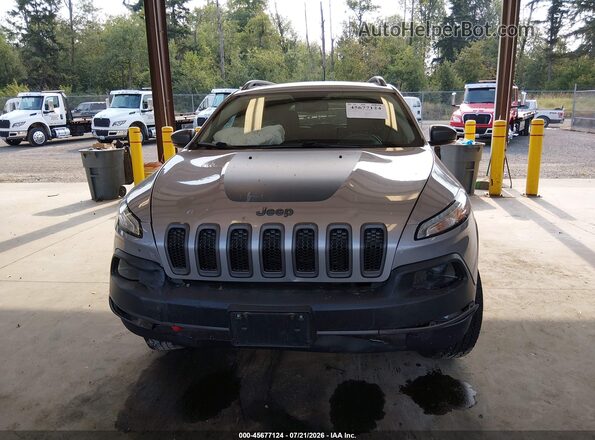 1C4PJMBX4JD507085 2018 JEEP CHEROKEE Blue Vista del cuadro de instrumentos