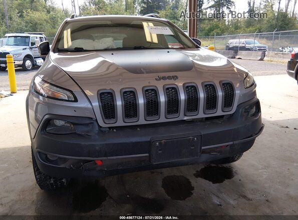 1C4PJMBX4JD507085 2018 JEEP CHEROKEE Blue Vista frontal
