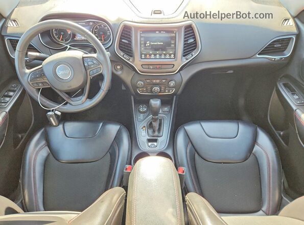 1C4PJMBX4KD451733 2019 JEEP CHEROKEE Red Dashboard view