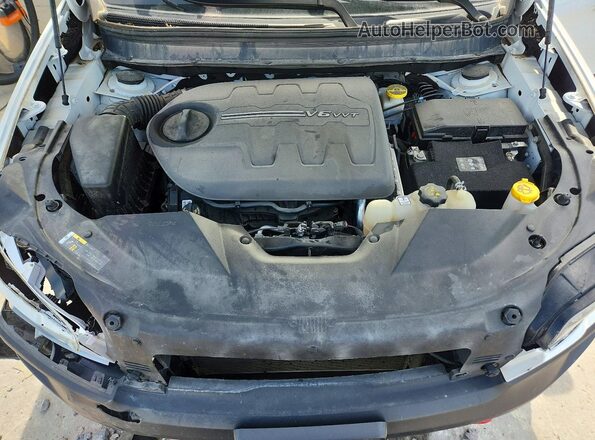 1C4PJMBX4ND518805 2022 JEEP CHEROKEE Белый Вид задней части салона