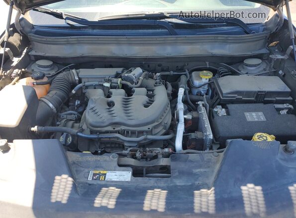 1C4PJMBX5JD551094 2018 JEEP CHEROKEE Charcoal Vista del compartimento del motor